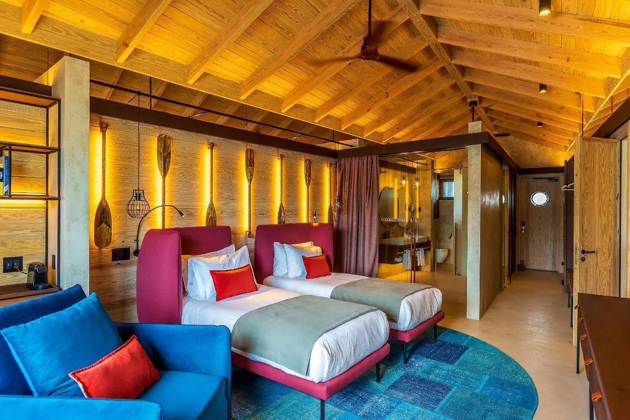 Saba Rock Resort Spanish Town